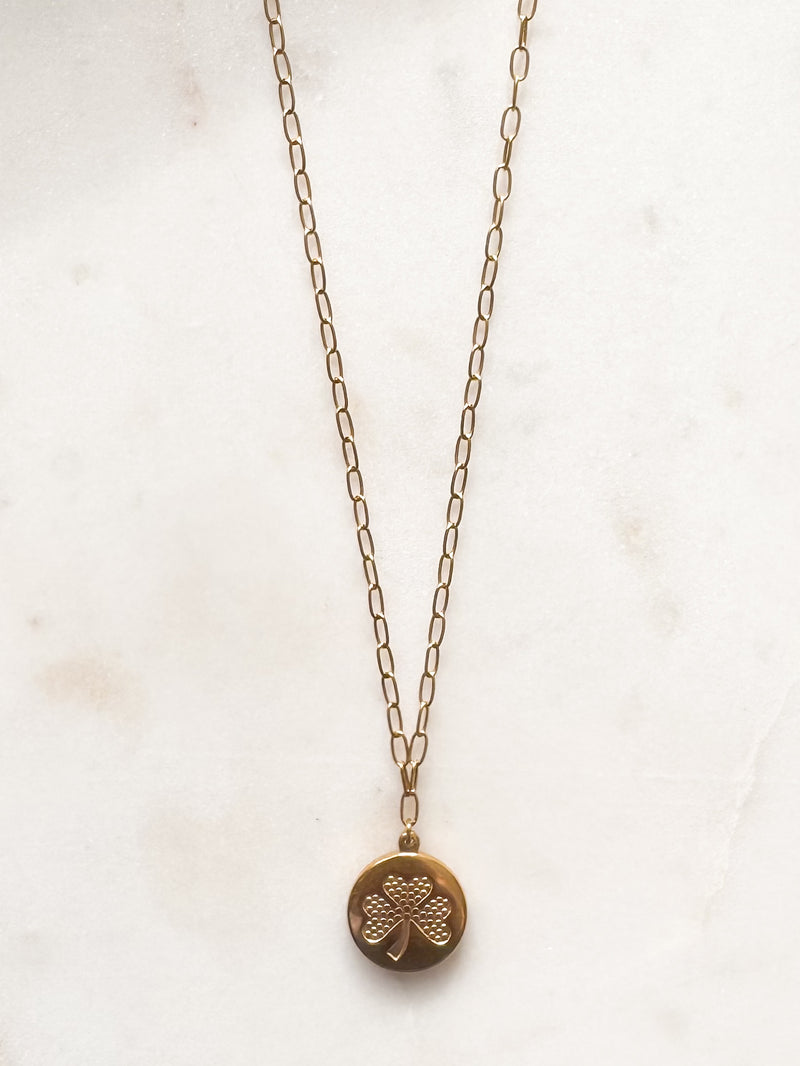 CLOVER | Gold Chain Pendant Necklace