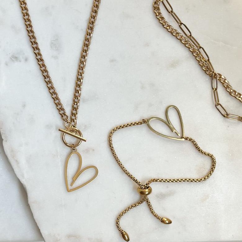 ZURI | GOLD HEART TOGGLE NECKLACE