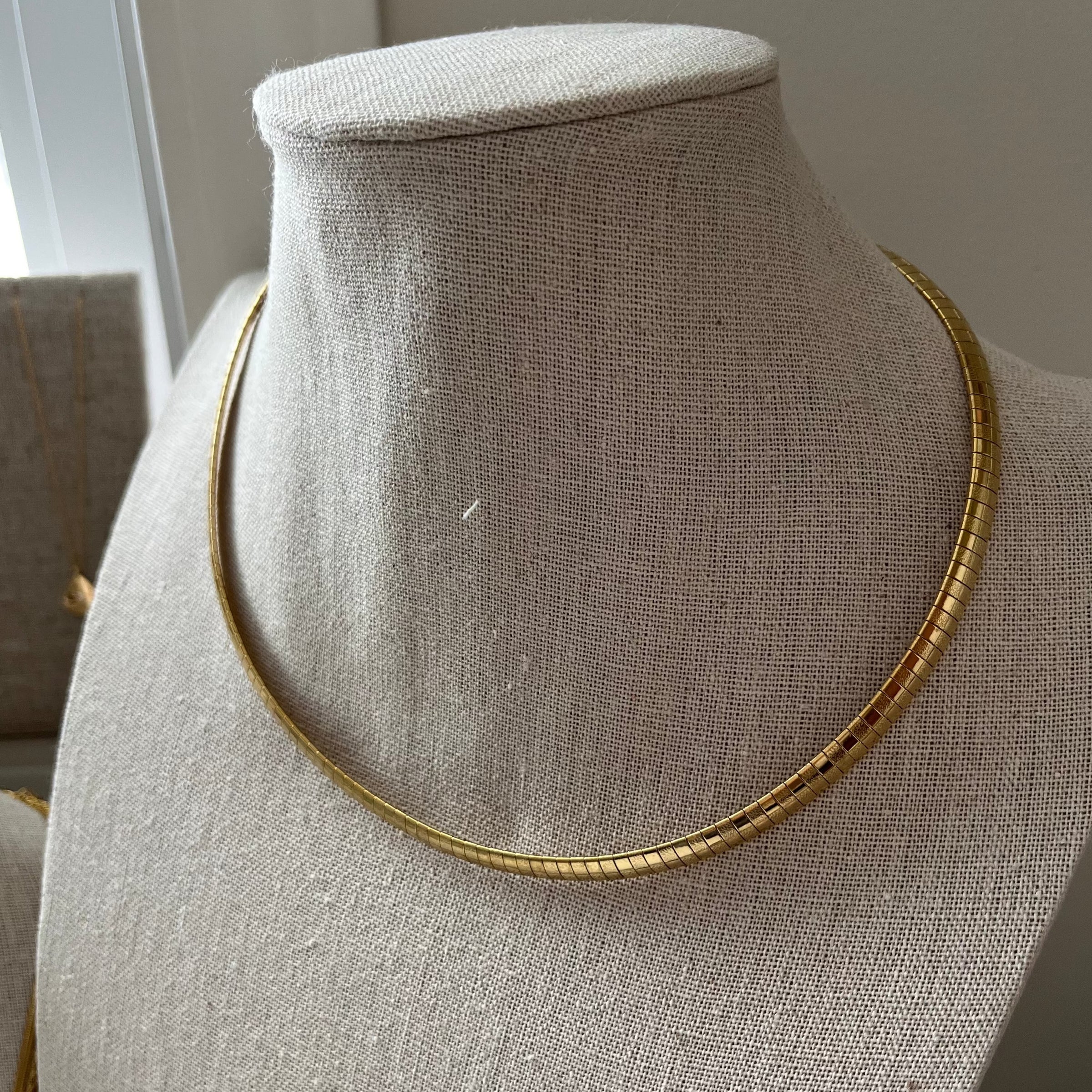 Herringbone Chain Collar Necklace
